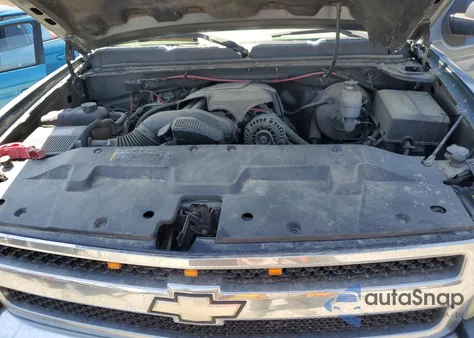 2008 Chevrolet Silverado C1500 из США, поврежденный, VIN 3GCEC13J48G268662